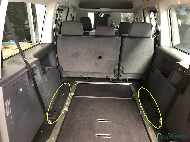VW Caddy Maxi rang 3 vue globale fixations